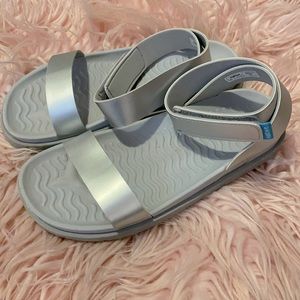 Native Silver Juliet Sandals - Women’s Size 6